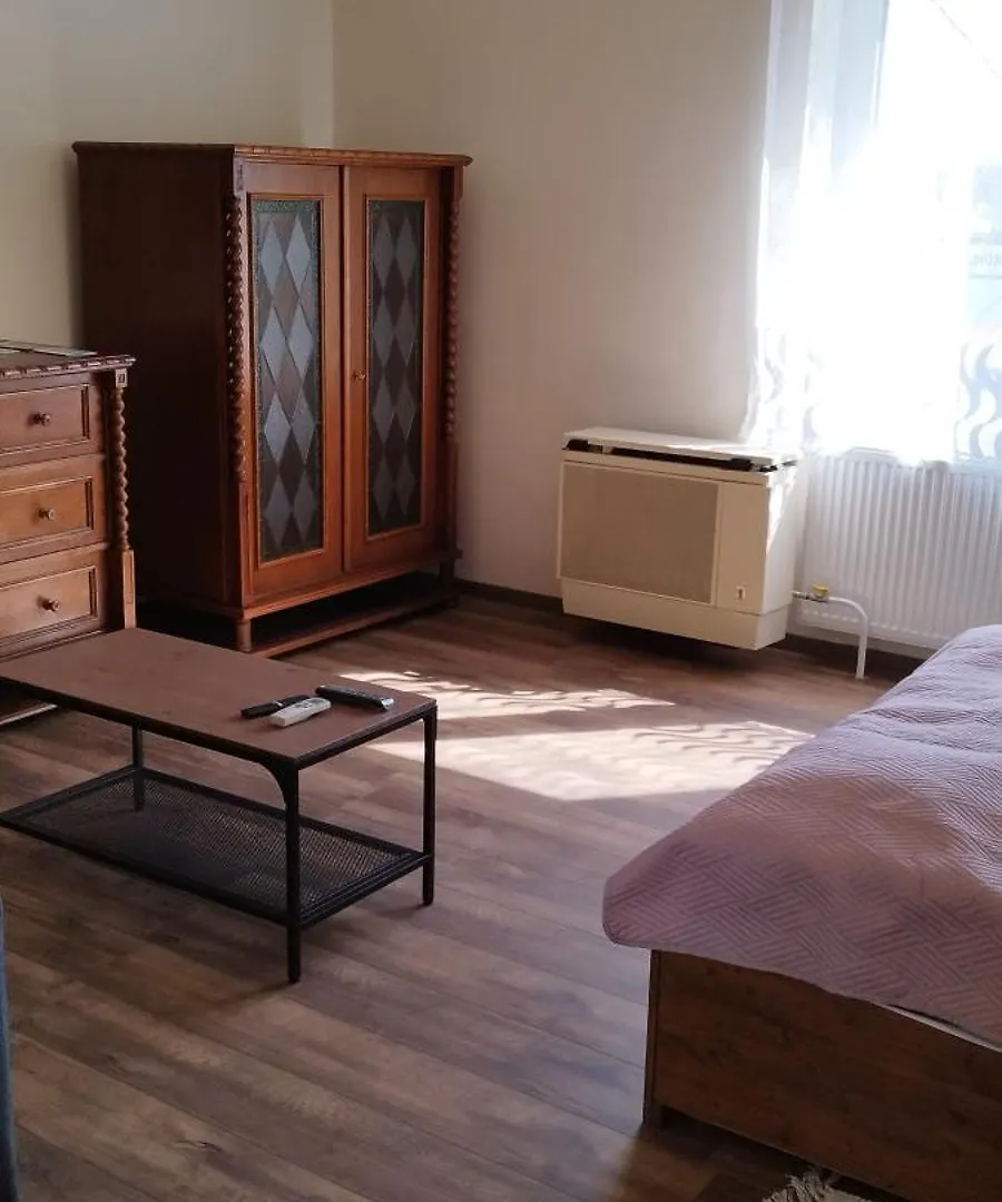 אגר Stadion Apartman